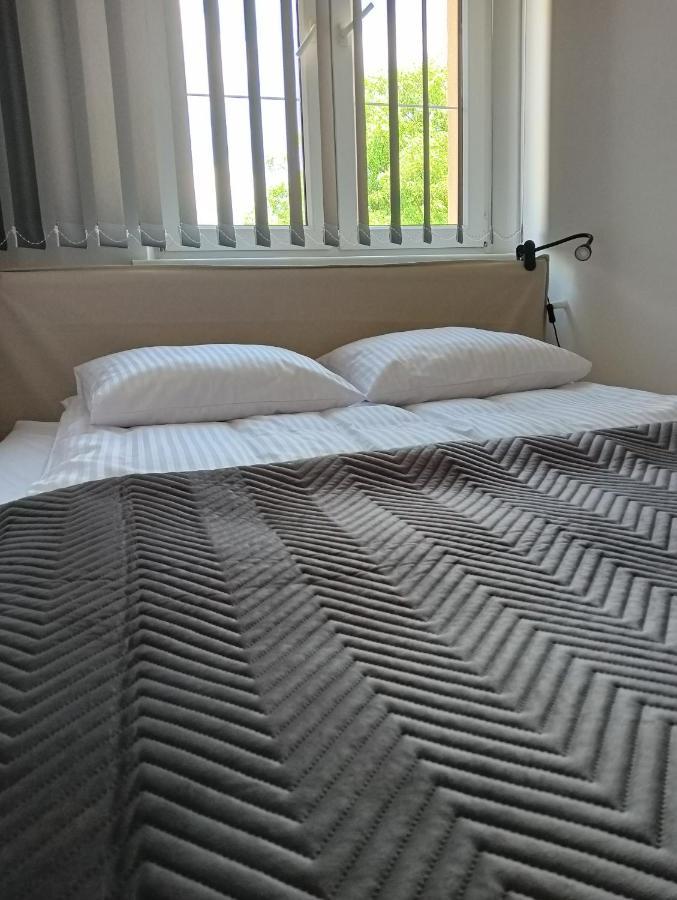 Apartamenty Oswiecim Klimatyzacja Air-Conditioned エクステリア 写真